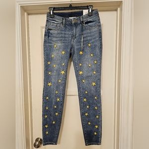Star Embroidered Jeans 25 NWT